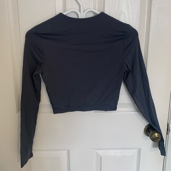 3/$25 Grey Long-sleeve - Picture 2 of 3